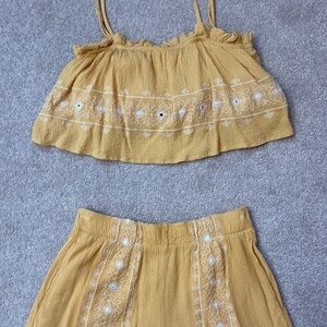 American Eagle Matching Top and Shorts Set